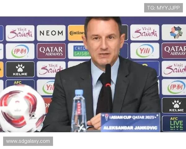 李毅呼吁给予本土教练更多宽容与时间支持推动中国足球长远发展